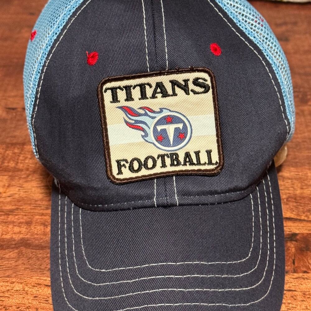 Tennessee Titans Snap Back Trucker Hat